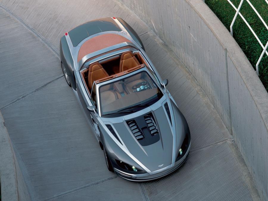  Aston Martin 2020 Concept 2001 года  (фото 12 из 15)